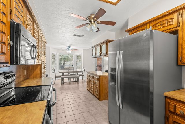 2107 Tech Drive, Levelland, TX 79336