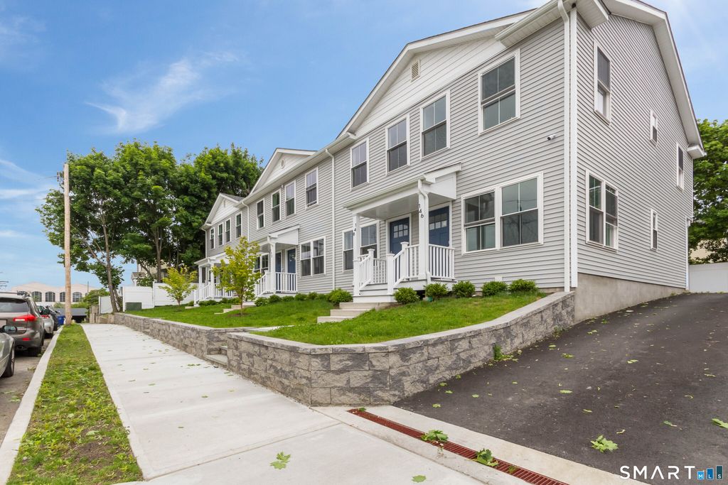 158 Princeton Street, Bridgeport, CT 06605