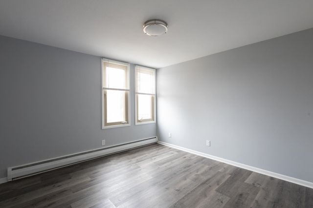 4029 14th Avenue S 15G, Minneapolis, MN 55407