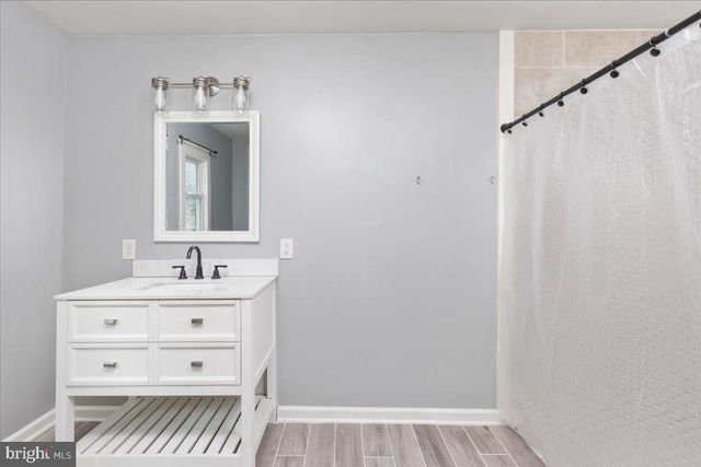 904 ARCHWOOD TRL, Winchester, VA 22602