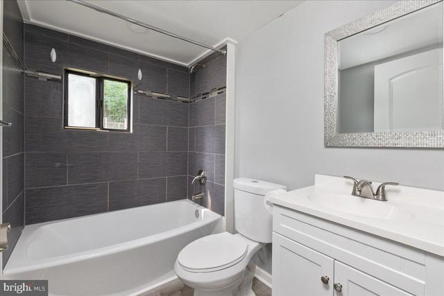 904 ARCHWOOD TRL, Winchester, VA 22602