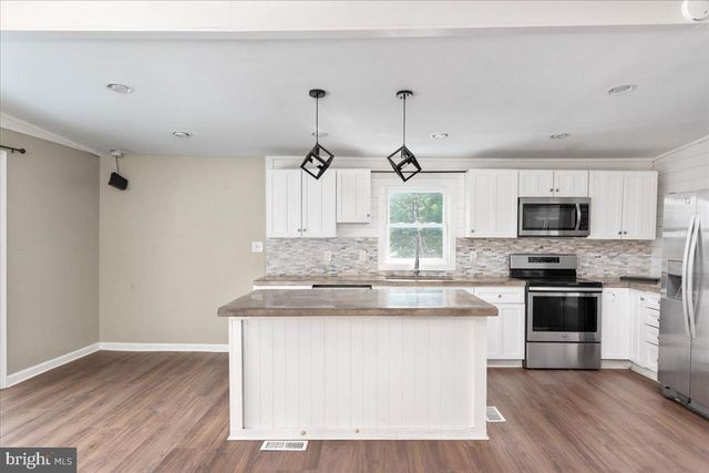 904 ARCHWOOD TRL, Winchester, VA 22602