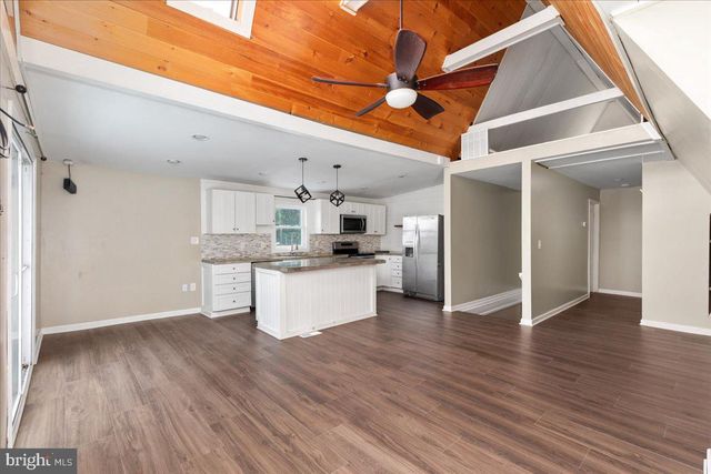 904 ARCHWOOD TRL, Winchester, VA 22602