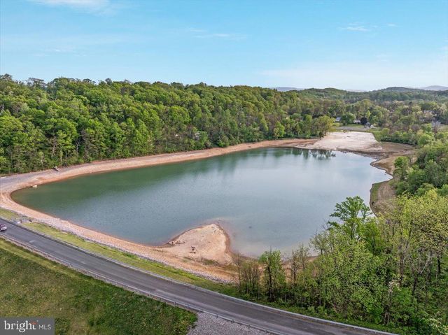 904 ARCHWOOD TRL, Winchester, VA 22602