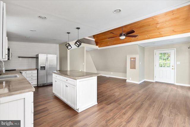 904 ARCHWOOD TRL, Winchester, VA 22602
