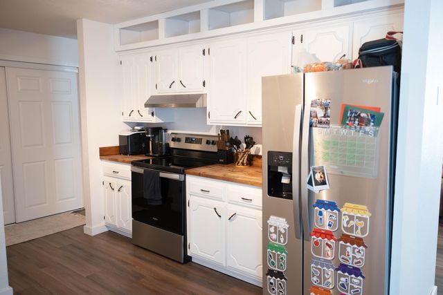 236 N Division St, Seymour, MO 65746