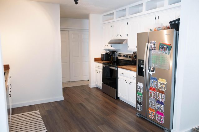 236 N Division St, Seymour, MO 65746