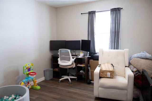 236 N Division St, Seymour, MO 65746