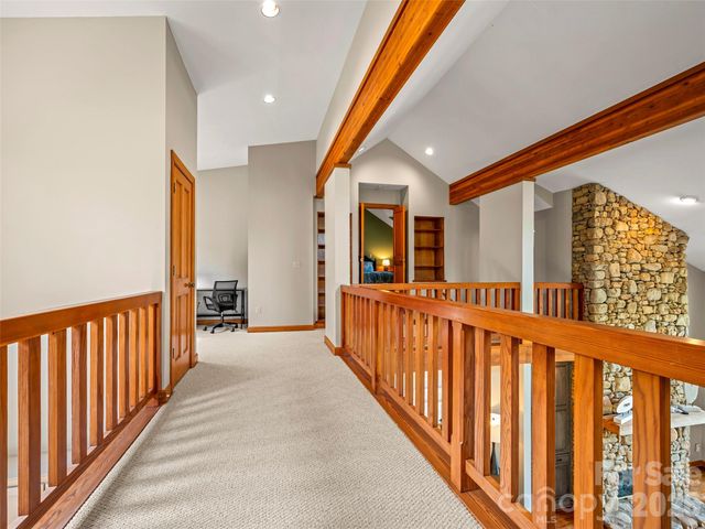 4 Wild Ivy Run, Hendersonville, NC 28739