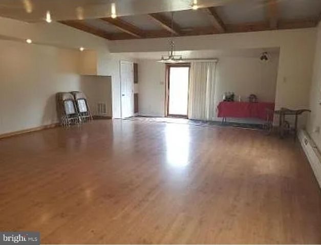 230 HIGH ST E, Glassboro, NJ 08028