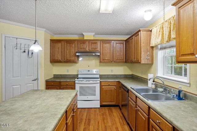 2012 Coachman Court, Clayton, NC 27520