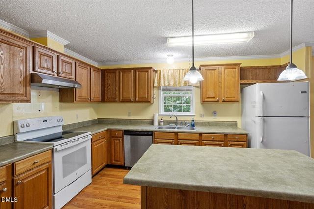 2012 Coachman Court, Clayton, NC 27520