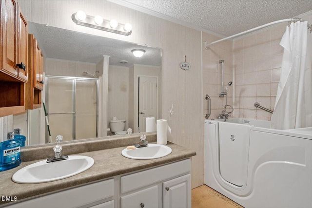 2012 Coachman Court, Clayton, NC 27520