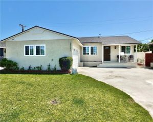 25050 Eshelman Ave, Lomita, CA 90717