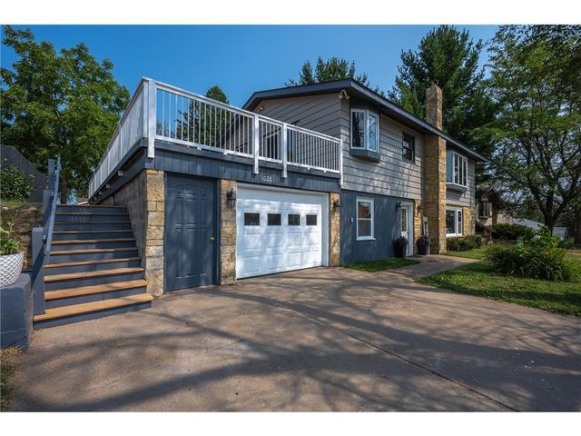 1026 S Starr Avenue, New Richmond, WI 54017