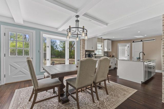 1005 Lone Tree ROAD, Elm Grove, WI 53122