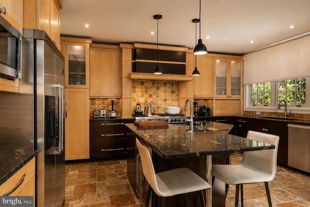 4845 LINNEAN AVE NW, Washington, DC 20008