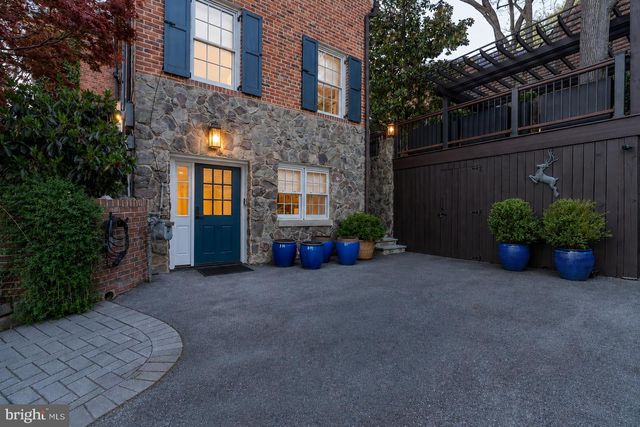 4845 LINNEAN AVE NW, Washington, DC 20008