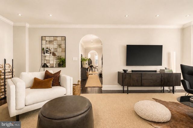 4845 LINNEAN AVE NW, Washington, DC 20008