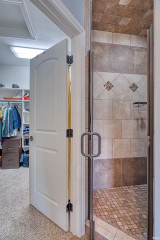 4298 Huntington Ridge Circle, Newburgh, IN 47630