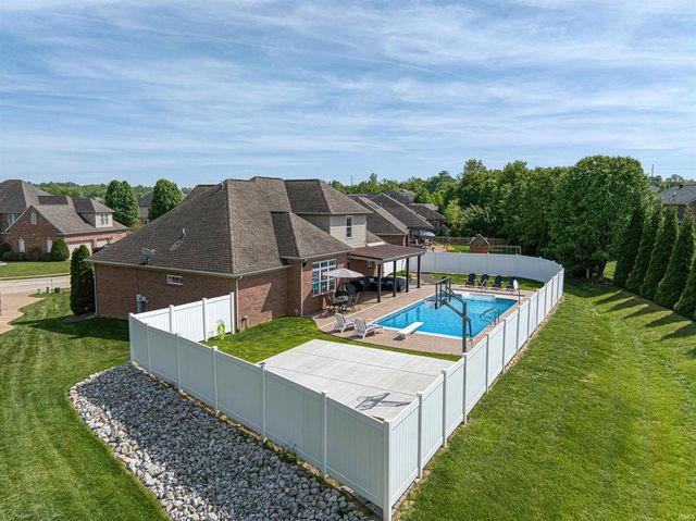 4298 Huntington Ridge Circle, Newburgh, IN 47630