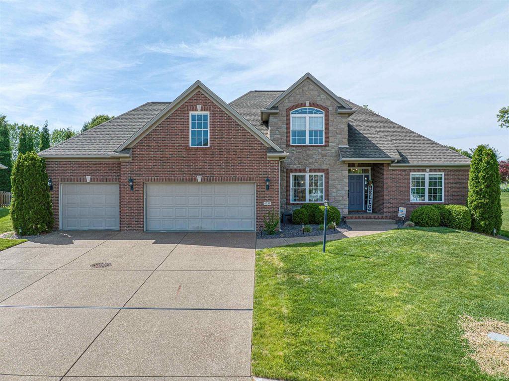4298 Huntington Ridge Circle, Newburgh, IN 47630