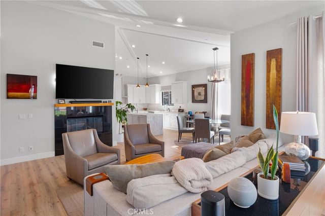 2204 Felton Lane, Redondo Beach, CA 90278