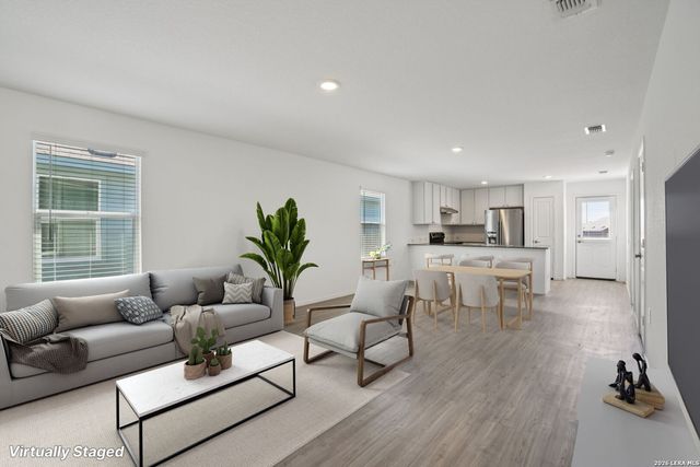 11819 Fading, Von Ormy, TX 78073