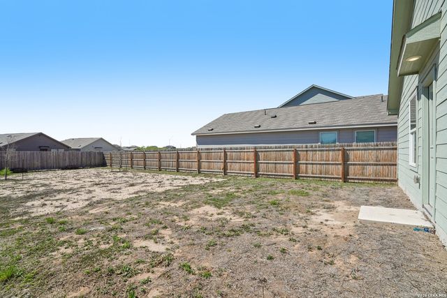 11819 Fading, Von Ormy, TX 78073