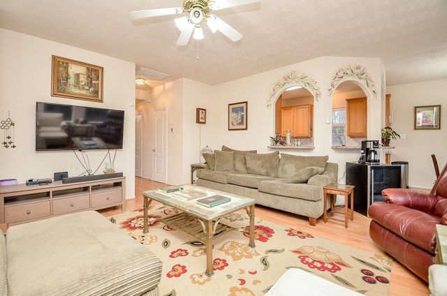 22 Woodbury Court, Magnolia, TX 77355