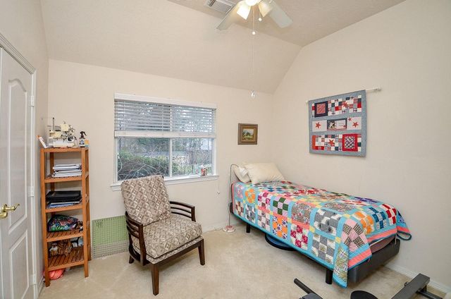 22 Woodbury Court, Magnolia, TX 77355