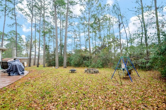 22 Woodbury Court, Magnolia, TX 77355