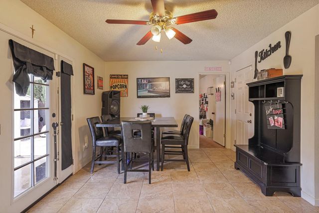 1700 Chapala Way, Modesto, CA 95355