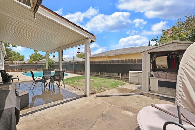 1700 Chapala Way, Modesto, CA 95355