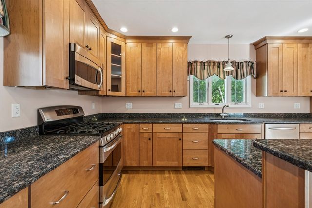 68 White Street, Weymouth, MA 02190