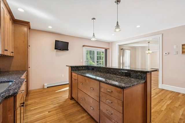 68 White Street, Weymouth, MA 02190