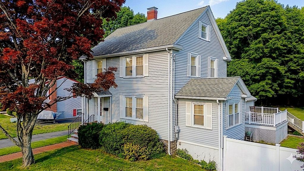 68 White Street, Weymouth, MA 02190