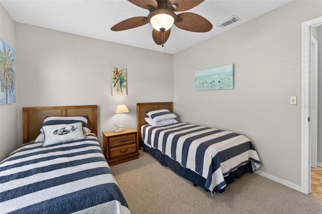 319 KNOTTWOOD COURT 2, Sun City Center, FL 33573