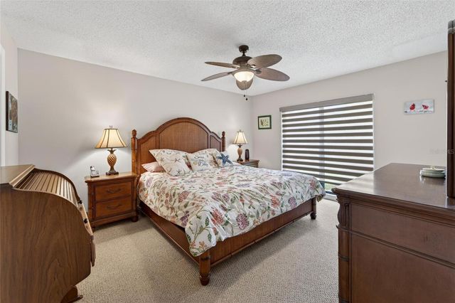 319 KNOTTWOOD COURT 2, Sun City Center, FL 33573