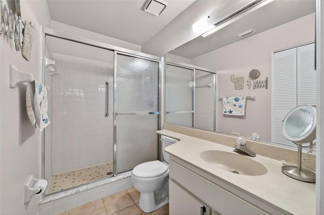 319 KNOTTWOOD COURT 2, Sun City Center, FL 33573