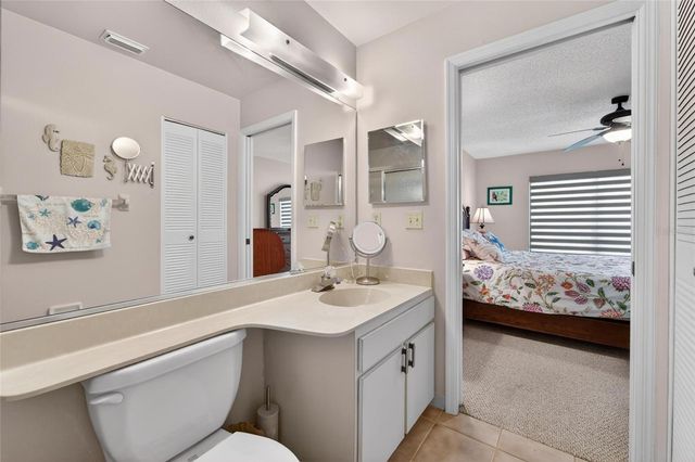 319 KNOTTWOOD COURT 2, Sun City Center, FL 33573