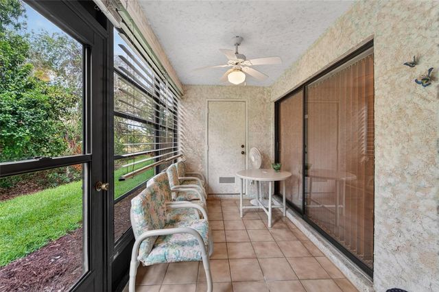 319 KNOTTWOOD COURT 2, Sun City Center, FL 33573