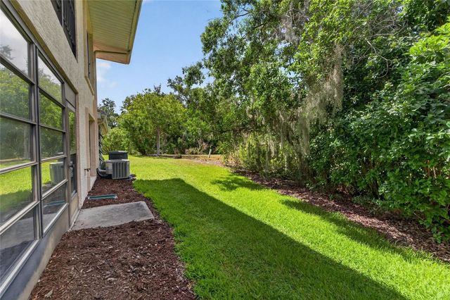 319 KNOTTWOOD COURT 2, Sun City Center, FL 33573