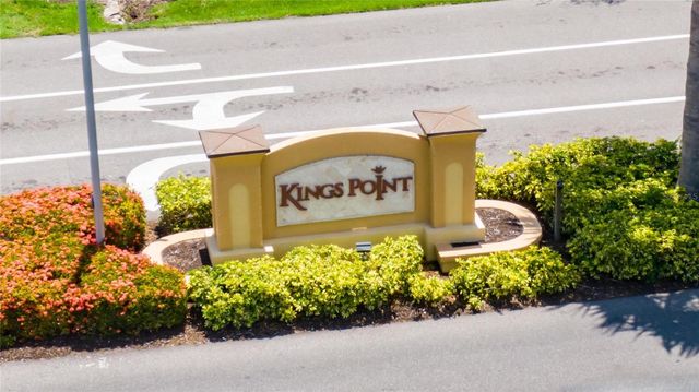 319 KNOTTWOOD COURT 2, Sun City Center, FL 33573