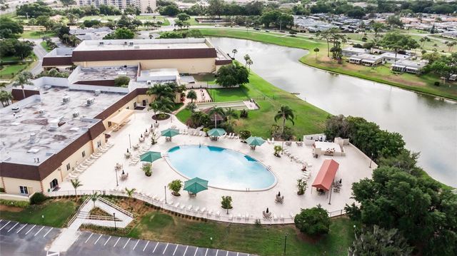 319 KNOTTWOOD COURT 2, Sun City Center, FL 33573