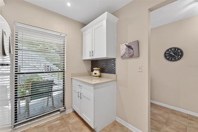 319 KNOTTWOOD COURT 2, Sun City Center, FL 33573