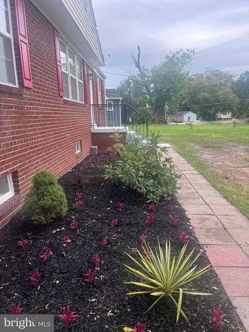 8617 WOODYARD RD, Clinton, MD 20735