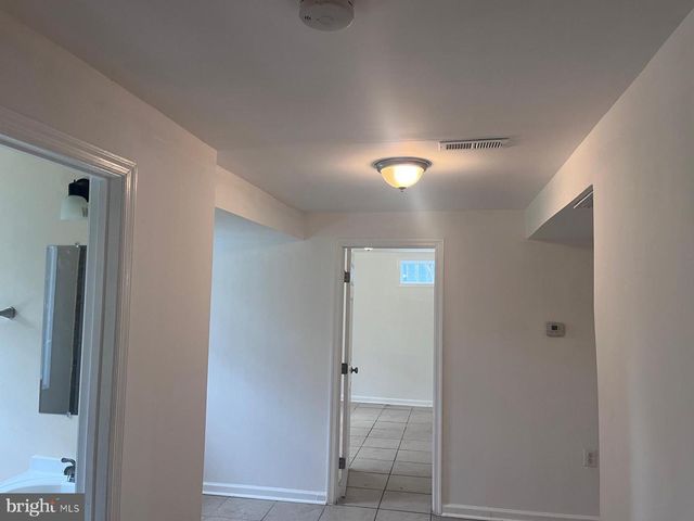 8617 WOODYARD RD, Clinton, MD 20735