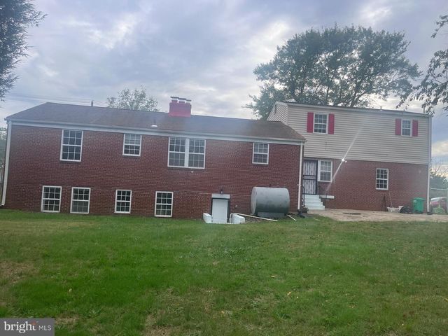 8617 WOODYARD RD, Clinton, MD 20735