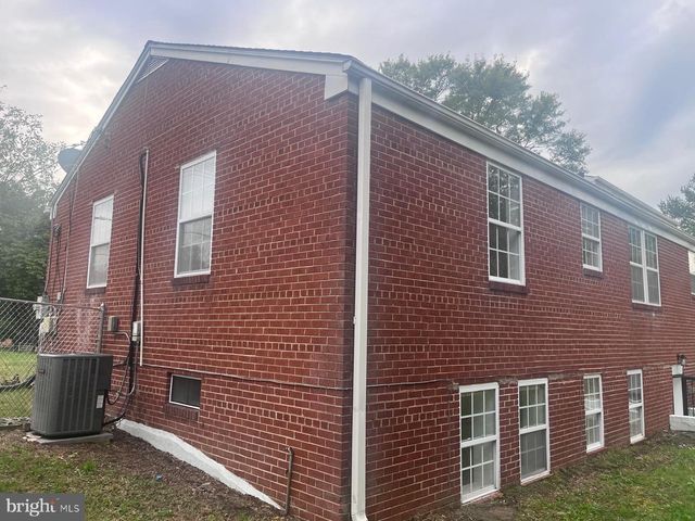 8617 WOODYARD RD, Clinton, MD 20735